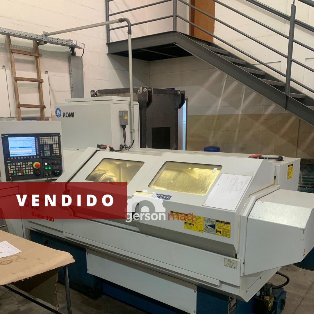 TORNO CNC ROMI CENTUR 30 D 1000 mm ANO 2014 MUITO NOVO